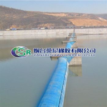 سد لاستیکی رودخانه بادی