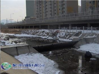 سرریز لاستیکی بادی متحرک